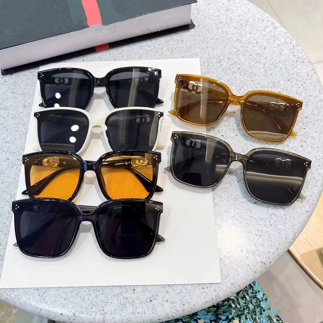 Italy Fashion Street - Same Style New Women's Sunglasses Sunglasses