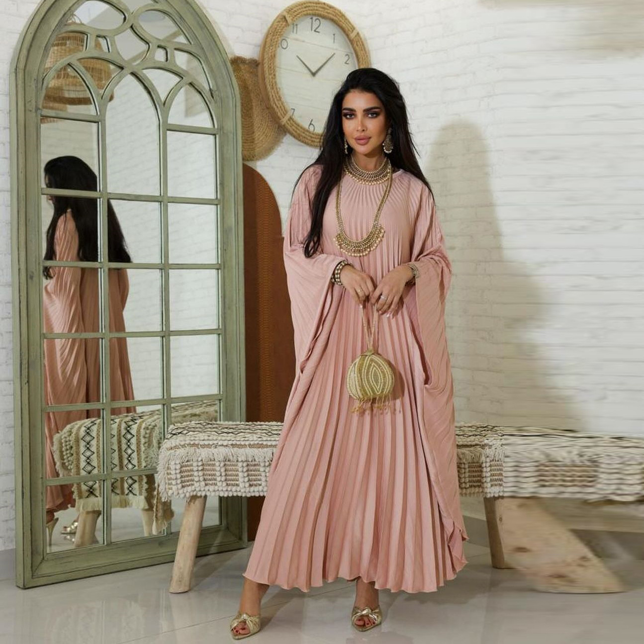 Arab Dubai Muslim Fashion Stre - Street Fashion Dubai ulasan dan harga